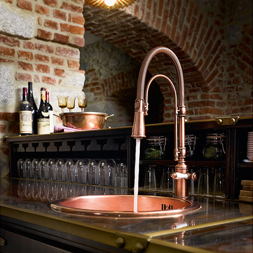 charlie_amb03.1920x0