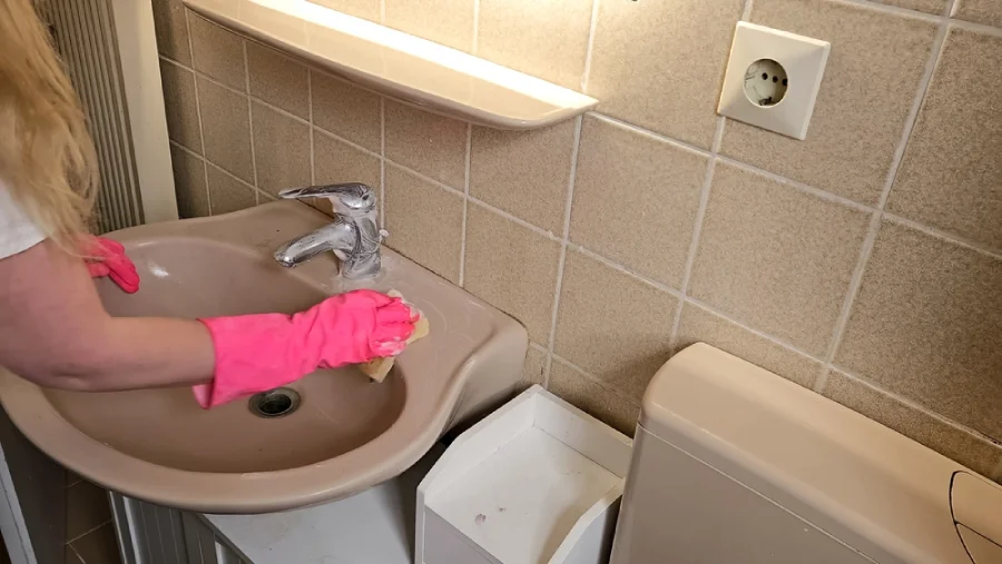 راه های تمیز کردن روشویی